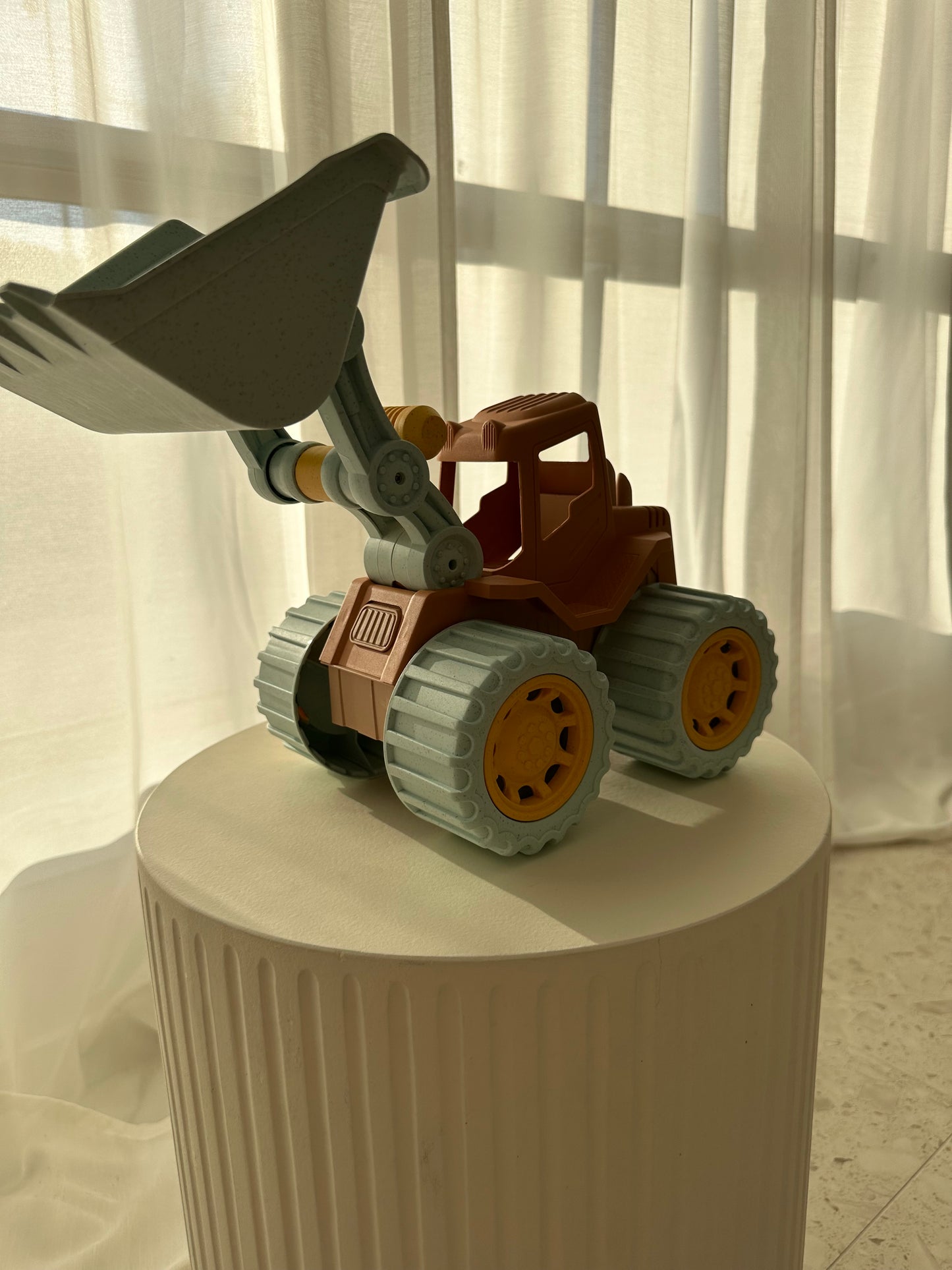 Sherbet Sunset Truck - Front Loader